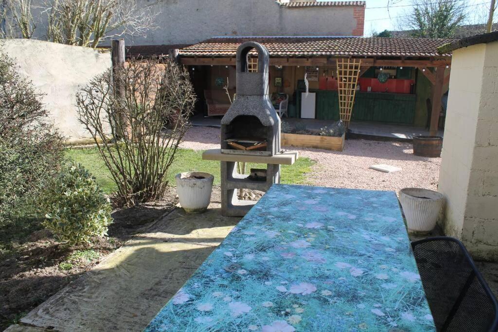 Le Miette, Family House Sleeps 6 Villa La Celle-sous-Gouzon Luaran gambar